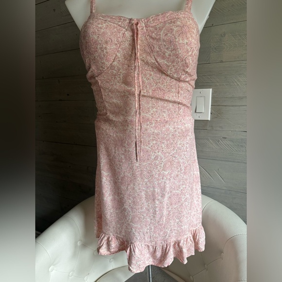 Wallflower Pink Floral‎ Dress - Picture 1 of 5